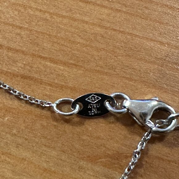 IDYL solid 14 white gold with 0.5 carat lab grown diamond necklace - Picture 7 of 8